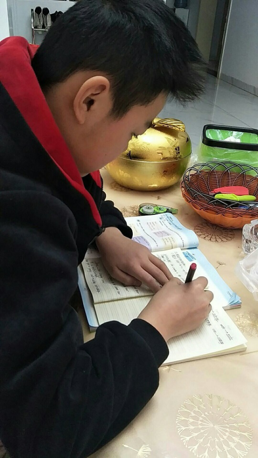 衡陽(yáng)市蒸湘區(qū)仁愛實(shí)驗(yàn)中學(xué)|衡陽(yáng)全日制|全寄宿|全封閉|半月假制初級(jí)中學(xué) 衡陽(yáng)市蒸湘區(qū)仁愛實(shí)驗(yàn)中學(xué)|衡陽(yáng)全日制|全寄宿|全封閉|半月假制初級(jí)中學(xué)