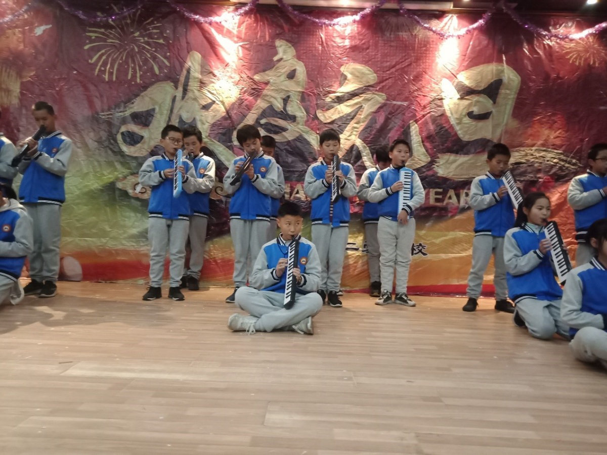 衡陽(yáng)市蒸湘區(qū)仁愛實(shí)驗(yàn)中學(xué)|衡陽(yáng)全日制|全寄宿|全封閉|半月假制初級(jí)中學(xué) 衡陽(yáng)市蒸湘區(qū)仁愛實(shí)驗(yàn)中學(xué)|衡陽(yáng)全日制|全寄宿|全封閉|半月假制初級(jí)中學(xué)